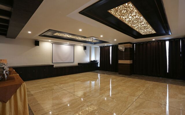 OYO 11324 Hotel The Bentree