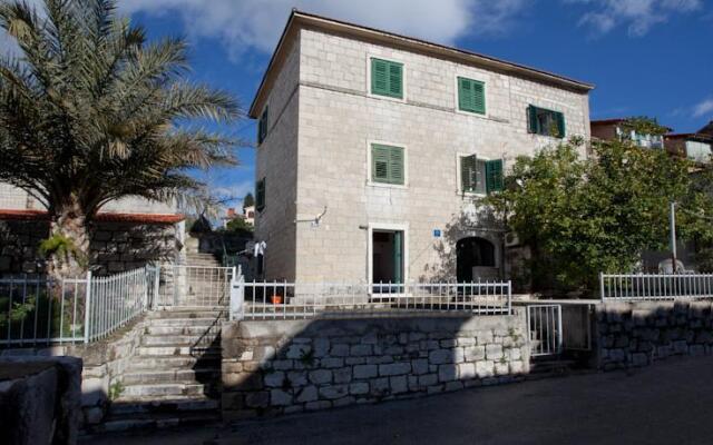 Apartments Adela