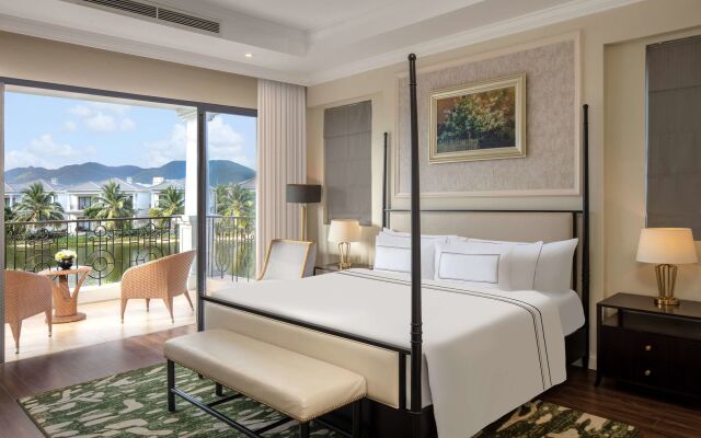 Melia Vinpearl Cam Ranh Beach Resort
