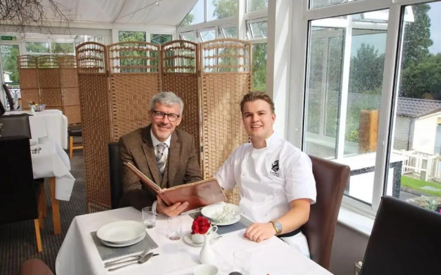 Lyons Woodlands Hall Hotel