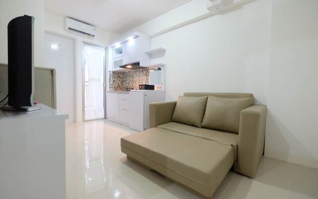 Homey Bassura City Apartment near Shopping Center