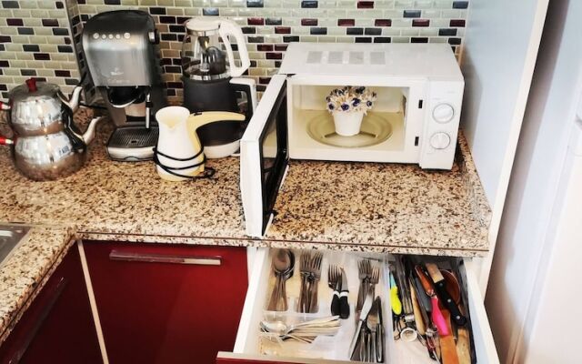 Family Friend Villa Pool BBQ 3b 1 Alacati Cesme