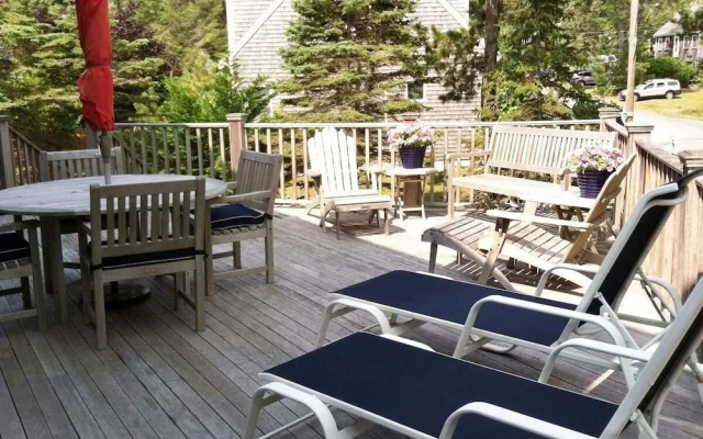 220 Bay View Road - Three Bedroom House