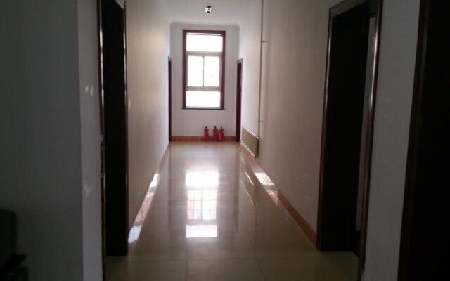 Dalian Golden Beach Swan Lake Hotel