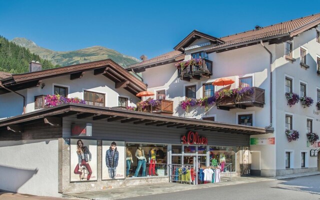 Awesome Apartment in Rauris With 1 Bedrooms and Wifi