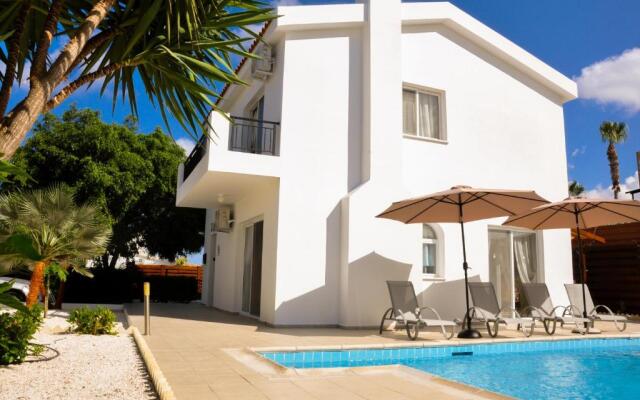 Villa Olivia, Coral Bay