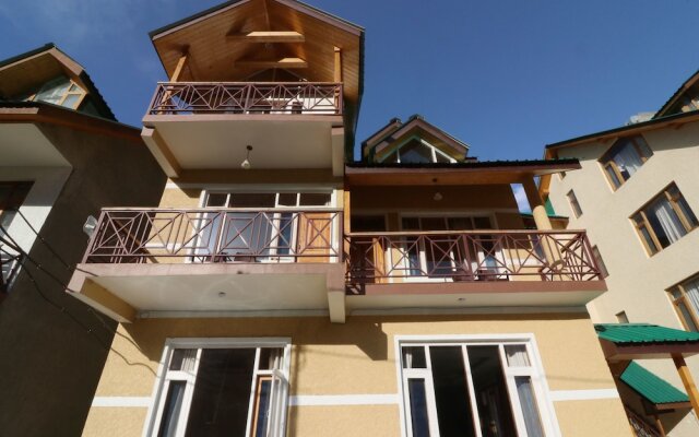 OYO 14011 Home Nature View Wooden Stay Naggar Road