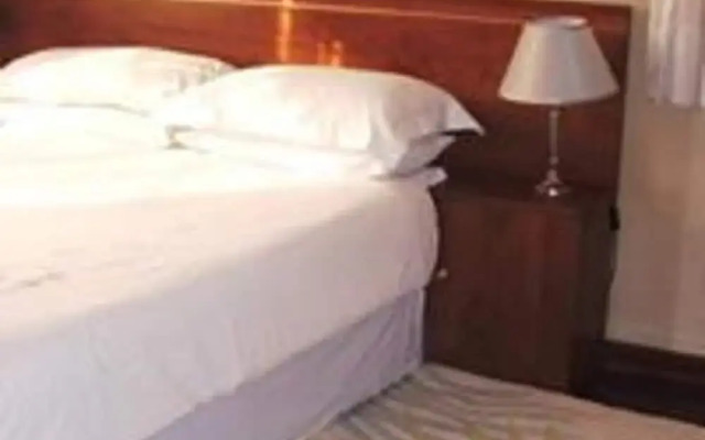 Silverline Guest Lodge
