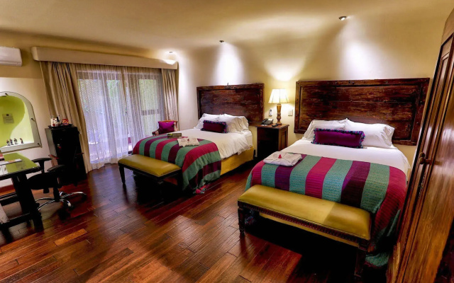 Pensativo House Hotel
