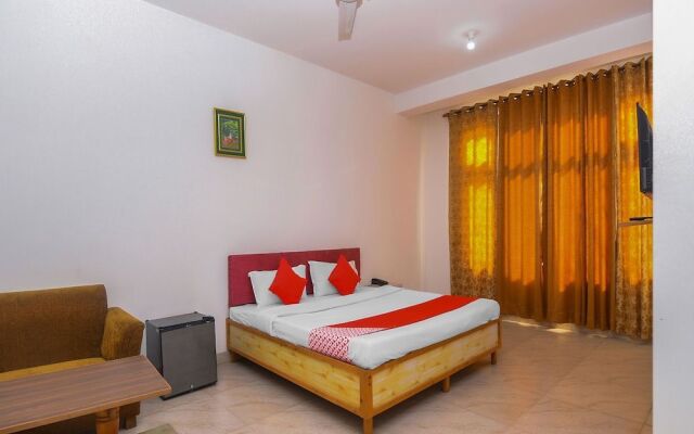 OYO 24550 Ram Rivera