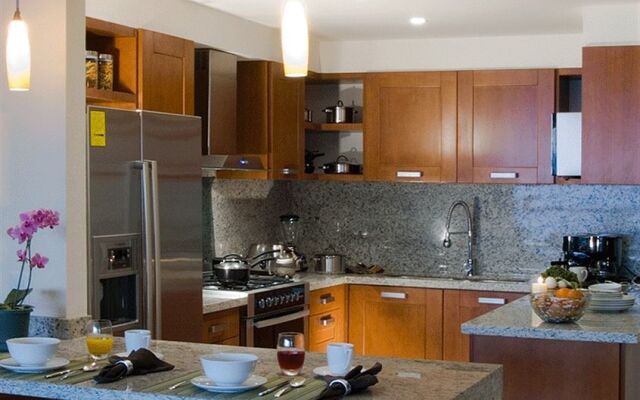 Delcanto Residences by LaTour