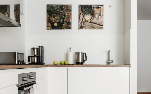 W Apartments near Passenger Port