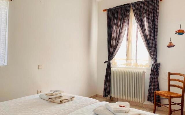 Lemnos Retreat Villa-250m from the Beach 1km from Diapori
