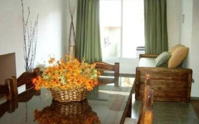 Solares de Maipú Apart Hotel