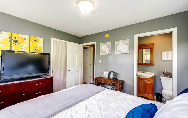 Knoxville Vacation Rental: 7 Mi to Downtown