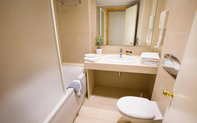 Lindos Village Resort & Spa - Adults Only