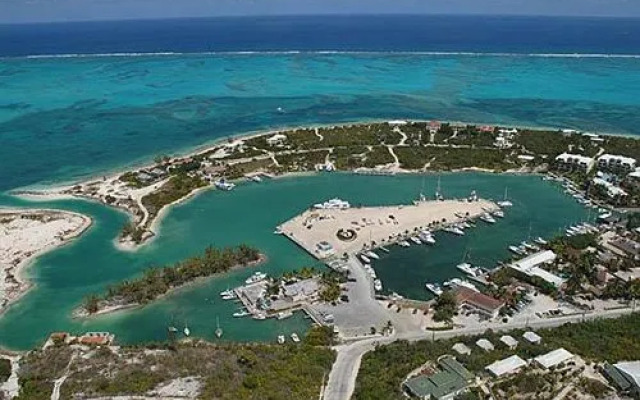Turtle Cove Hotel & Residence