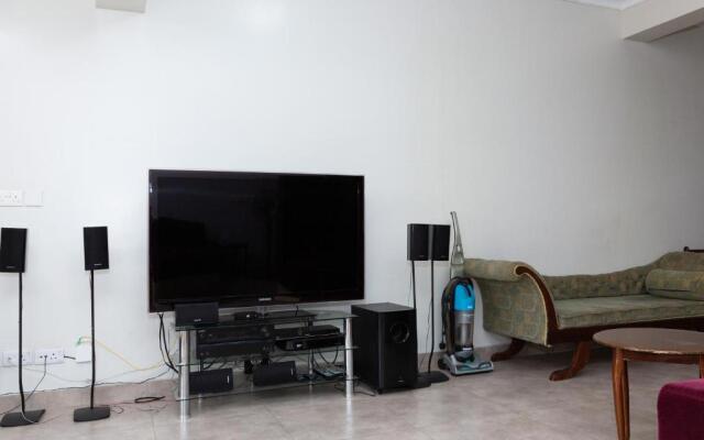 Lovely 3bedroom condo with pool