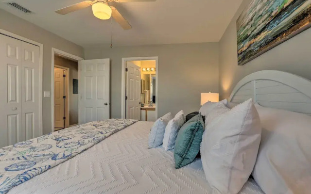 Pool Access + Screened Porch: Sebring Resort Home