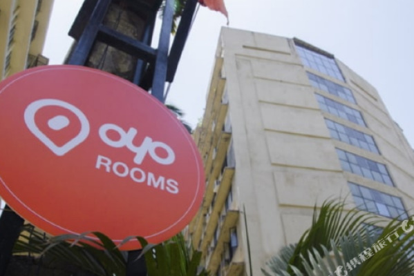 OYO 446 Mas Hotel