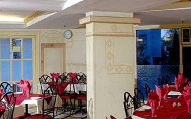 Siddharth Palace Hotel