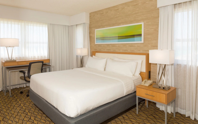 Holiday Inn Miami Beach - Oceanfront by IHG