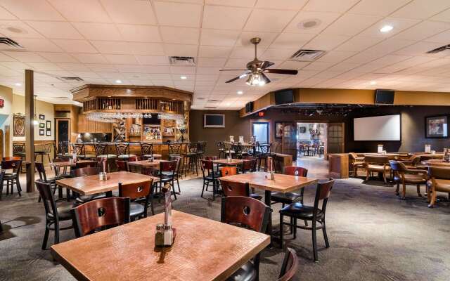 Clarion Inn Garden City