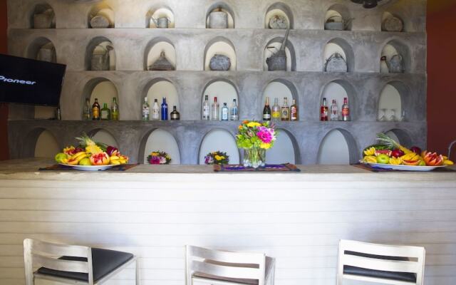 Hacienda Del Mar 7-15BR Villa Full Staff By RMH