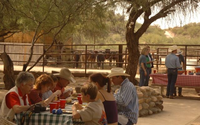 Kay El Bar Guest Ranch