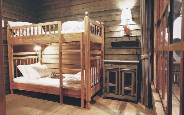 Canale Hostel