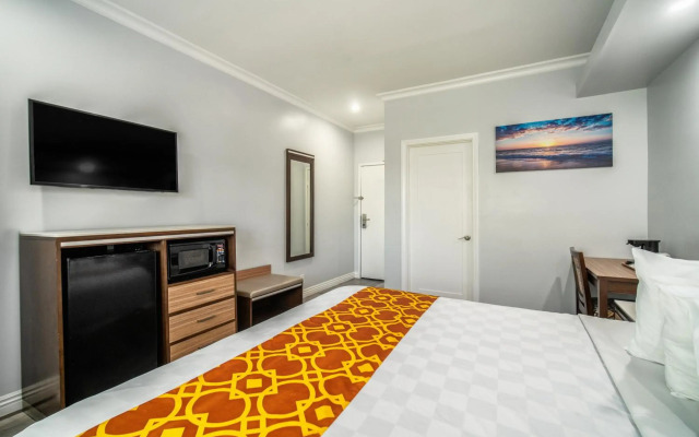 Rodeway Inn & Suites Pasadena
