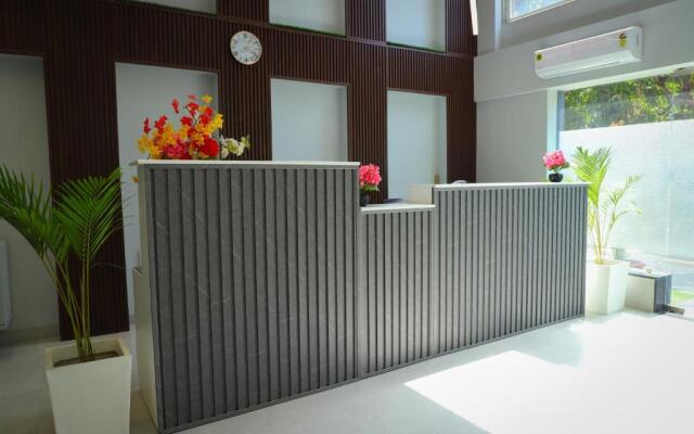 The Empire - Signature tower, Gurgaon
