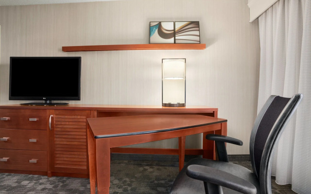 Courtyard by Marriott Springfield