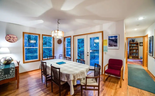 Mt Baker Lodging Cabin 51 - Sleeps 8