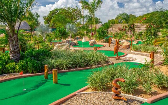 Sirenian Bay Resort - Villas & All Inclusive Bungalows