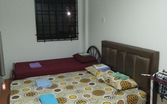 Diyana Budget Hotel - Hostel