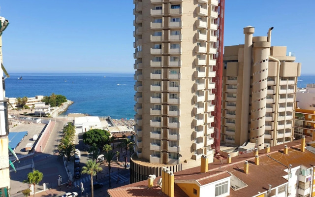 Studio in Fuengirola with wonderful sea view shared pool terrace