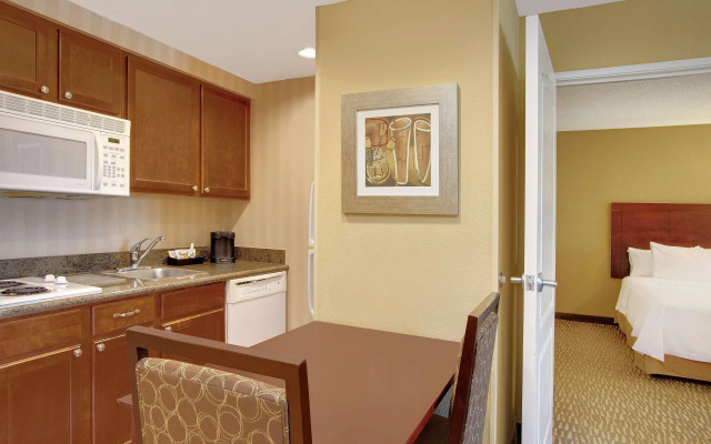 Homewood Suites by Hilton Tampa-Brandon