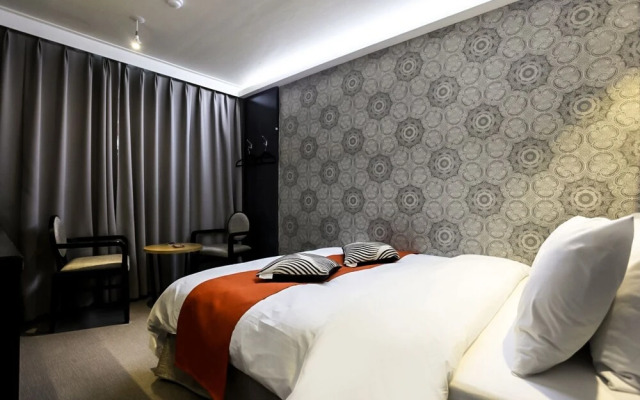 Yeoju Reverse Hotel