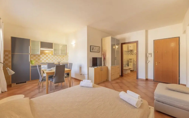 Cristal Blu Mono 3 With Shared Pool