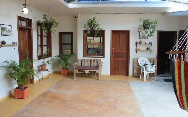 La Ronda Downtown Hostel