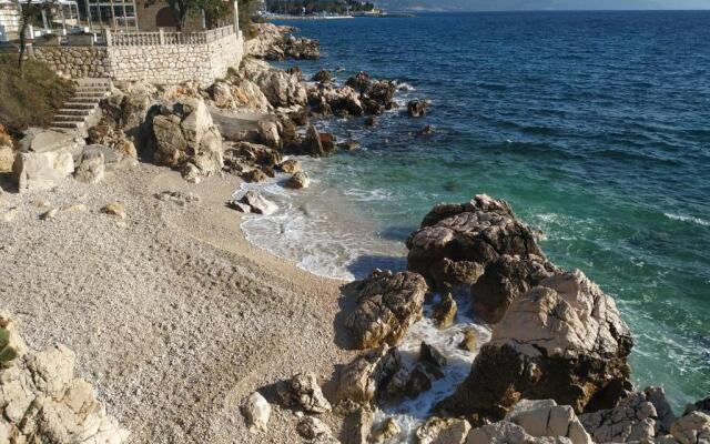 Apartments Maricic 200 meters from the Sea