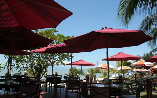 Rainbow Paradise Beach Resort