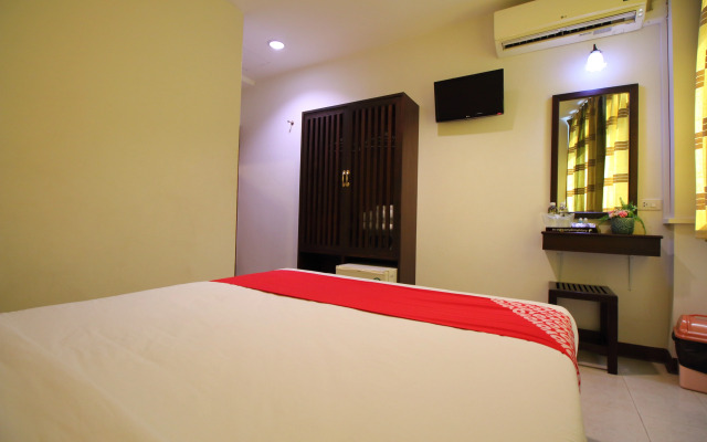 Super OYO 484 Pannee Residence Khaosan (Sha Plus)
