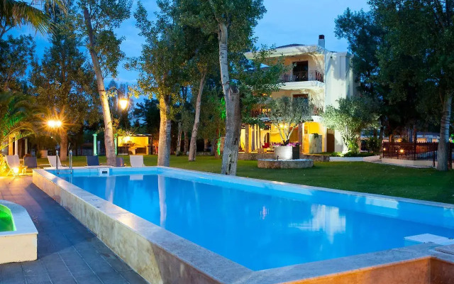 W Villas Halkidiki