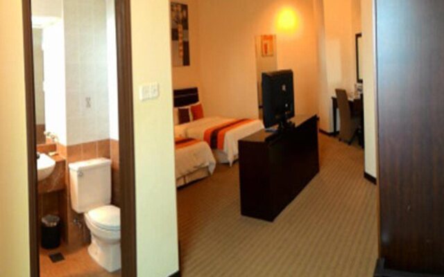 Hock Lee Hotel & Residences
