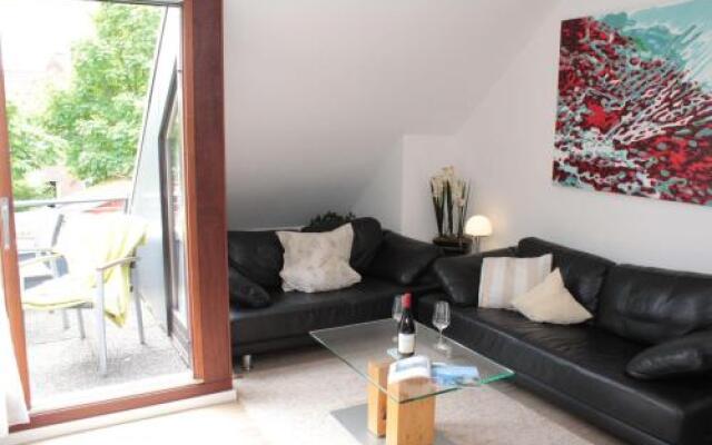 Kaept_n Nelson_ App_ 15