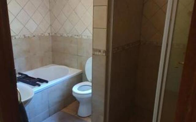 DaGama Dam - White River - Kestrel - House 21