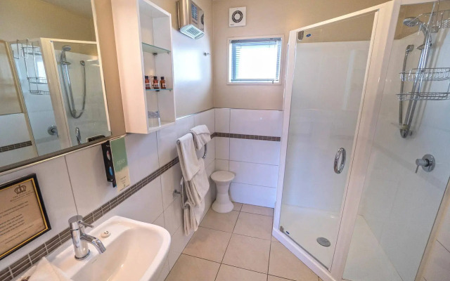 162 Kings of Riccarton Motel