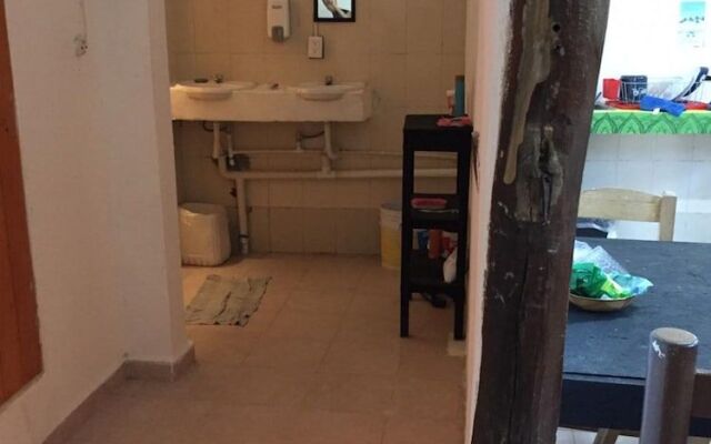 Hostal Mercy Elena - Hostel